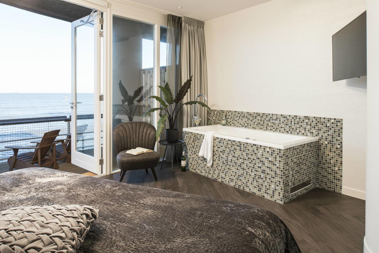 Deluxe Suite Sea View Balcony